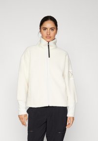 Флисовая куртка