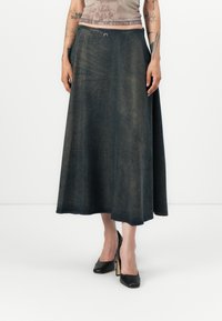 Джинсовая юбка