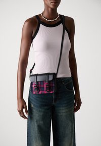 Кожаная сумка Кожаная сумка