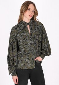 Блузка-рубашка Блузка-рубашка