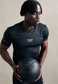 Спортивная майка