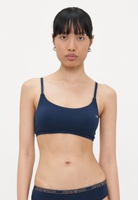 Бюстгальтер