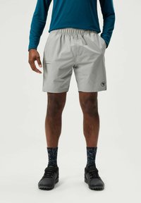 Спортивныве шорты