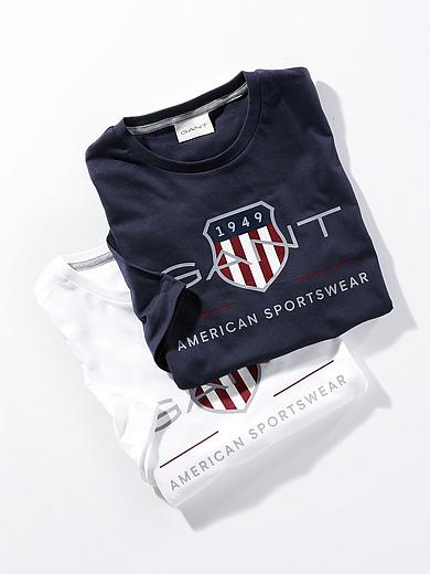 Кофта с круглым вырезом