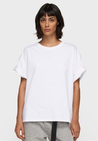 Майка с рукавом три четверти Майка с рукавом три четверти