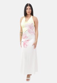 Пляжное платье