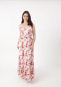 Пляжное платье