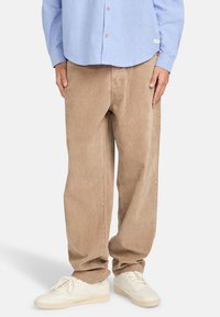 Вельветовые брюки