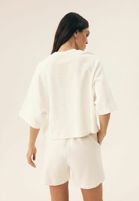 Футболка Футболка