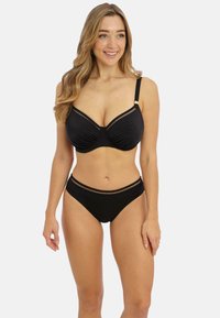 Низ от бикини