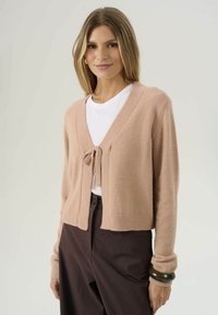 Жилет Жилет