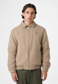 Куртка Куртка