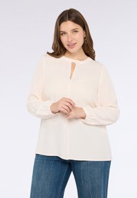 Блузка Блузка