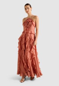 Платье Платье