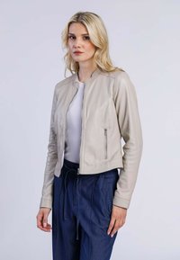 Кожаная куртка