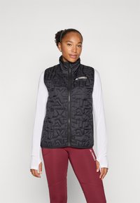 Спортивный жилет