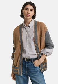 Длинный кардиган