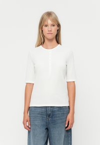 Футболка Футболка