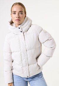 Зимняя куртка Зимняя куртка