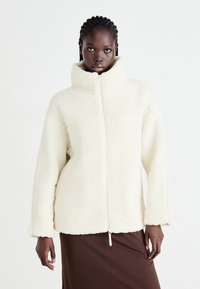 Флисовая куртка