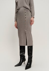 Юбка-карандаш