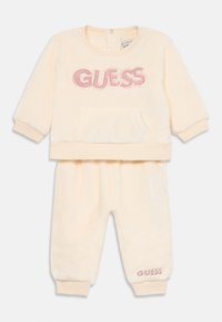 Набор одежды Набор одежды