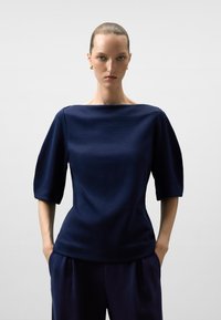 Блузка Блузка