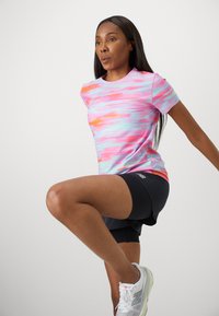 Спортивная майка