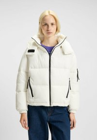 Зимняя куртка