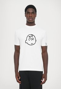 Футболка Футболка