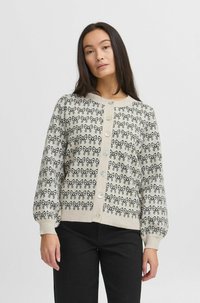 Жаккардовая кофта