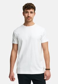 Футболка Футболка