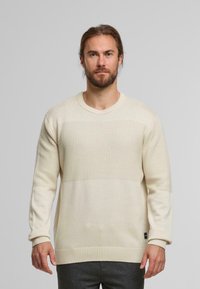 Пуловер Пуловер