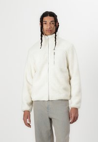 Флисовая куртка