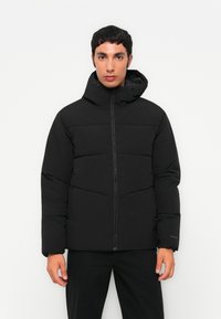 Зимняя куртка Зимняя куртка