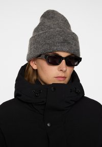 Шапка Шапка