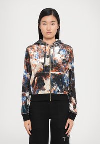 Толстовка Толстовка