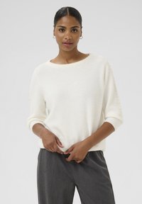 Пуловер с рукавом три четверти