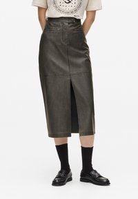 Юбка-карандаш