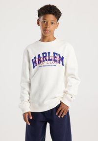 Пуловер Пуловер