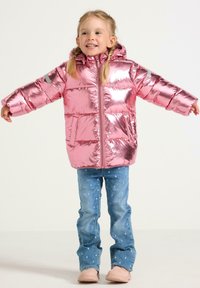 Зимняя куртка