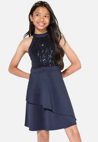 Платье Платье