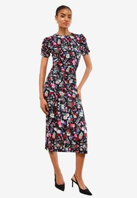 Летнее платье Летнее платье