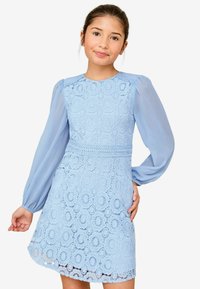 Платье Платье