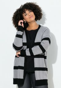 Длинный кардиган