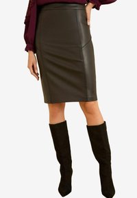 Юбка-карандаш