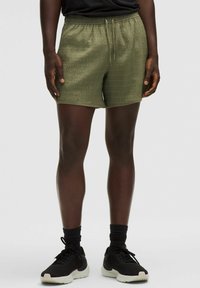 Шорты Шорты