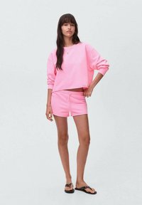 Спортивные штаны