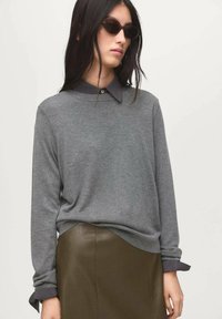 Пуловер Пуловер