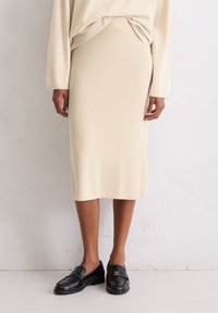 Юбка-карандаш Юбка-карандаш